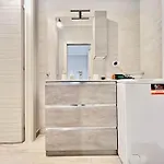 Апартаменты Metro-apartment: Fabolous Flat *